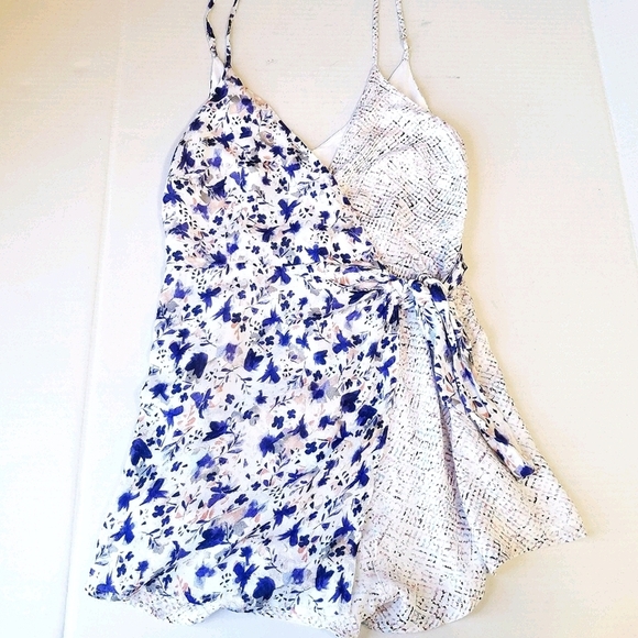 NEW L*Space | Multi Print Wrap Rompers XS‎ - Picture 5 of 13